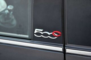 500 C 1.2 69ch Rockstar CARPLAY/CUIR/PARKSENSOR/JA/GAR12MOIS 2020 occasion 59280 Armenti&egrave;res