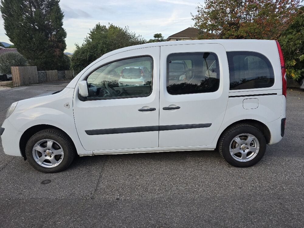 Kangoo 1.6 8V 90 Expression 2010 occasion 38190 BERNIN