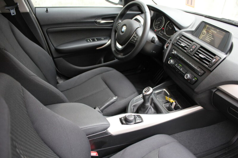 S&eacute;rie 1 116i 136ch SIEGCHAUF/BLTH/PARKSENSOR/JA/GAR12MOIS 2014 occasion 59280 Armenti&egrave;res