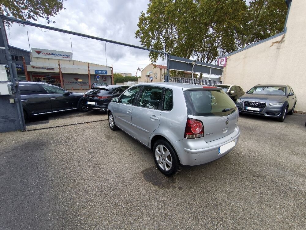 Polo 1.4 16S 75 Carat 2006 occasion 30000 N&icirc;mes