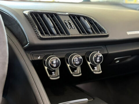R8 Spyder V10 5.2 FSI 540 S tronic 7 Quattro 2016 occasion 85600 Montaigu