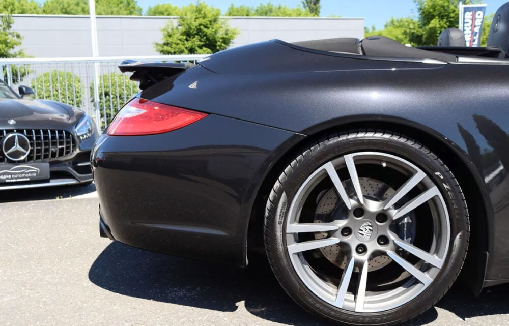 911 Carrera 3.2 911 Carrera Cabriolet 3.6i 345 2010 occasion 85600 Montaigu