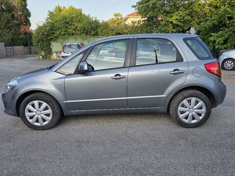 SX4 1.6 VVT 107 Club 2009 occasion 38190 BERNIN