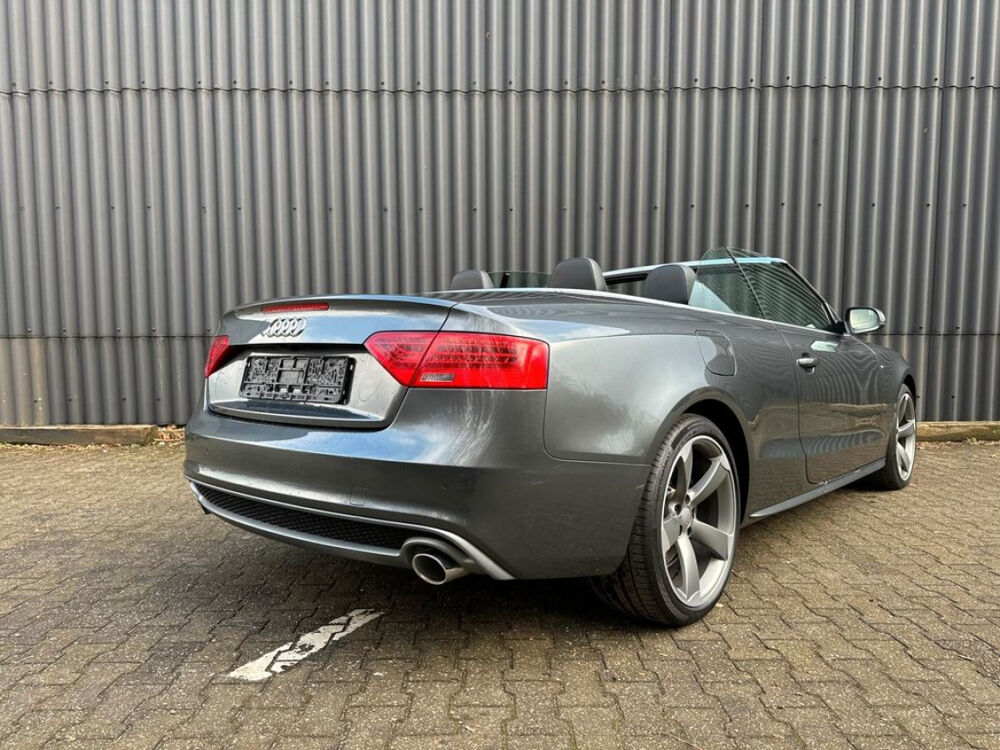 A5 Cabriolet V6 3.0 TDI 204 S Line 2014 occasion 85600 Montaigu