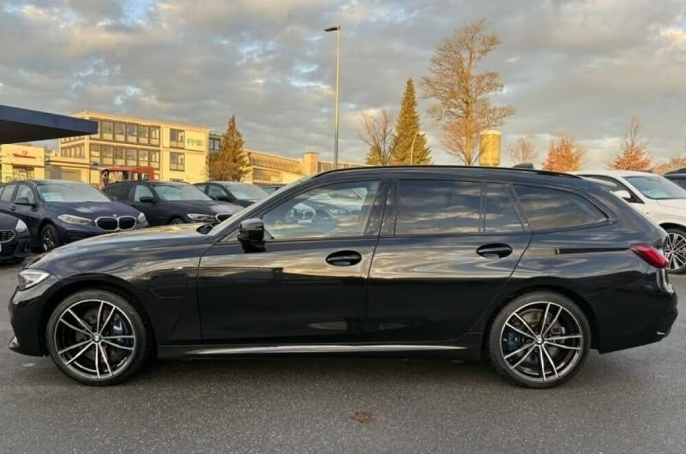 S&eacute;rie 3 Touring 330e xDrive 292 ch BVA8 M Sport 2020 occasion 85600 Montaigu