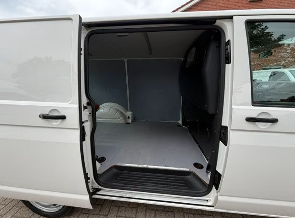 Transporter t6 TRANSPORTEUR 2l 150 2018 occasion 85600 Montaigu
