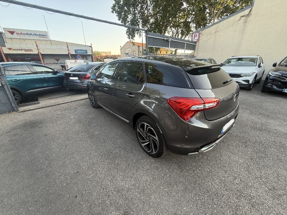 DS5 BlueHDi 180 S et S EAT6 Sport Chic 2017 occasion 30000 N&icirc;mes