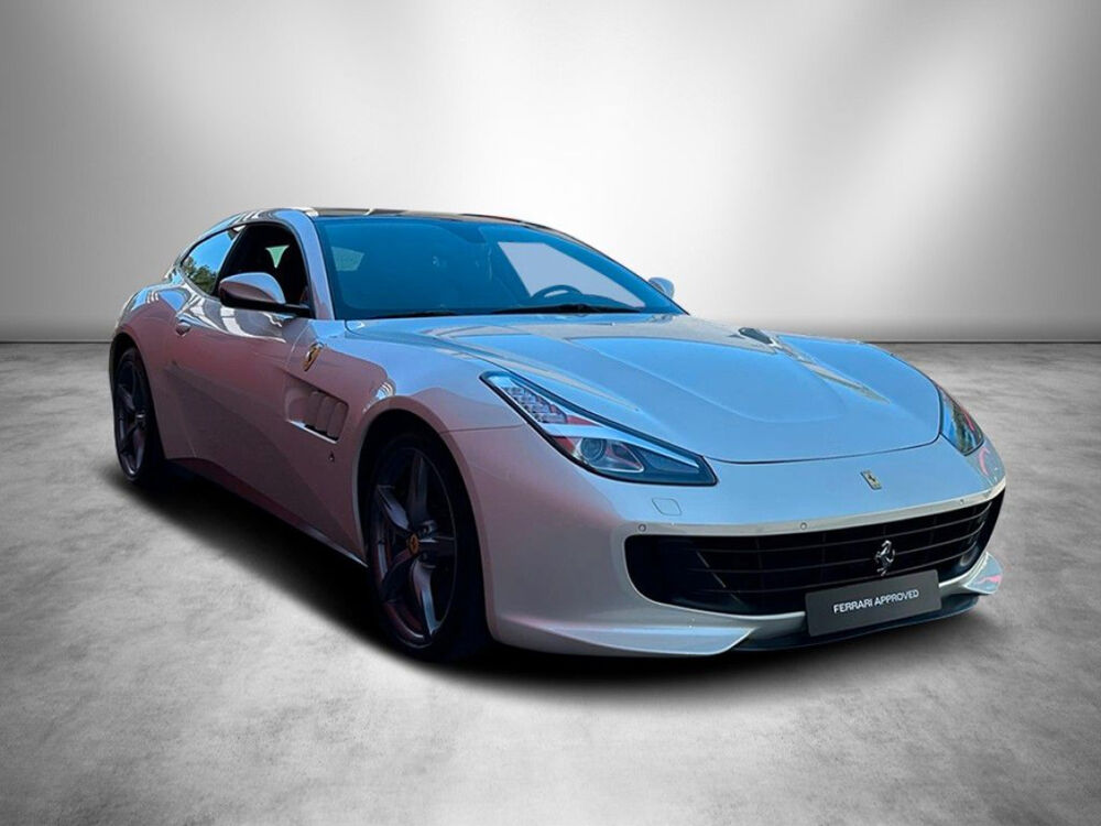 Ff GTC4 Lusso V12 6.0 690ch 2016 occasion 85600 Montaigu
