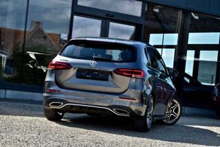 Classe B 200 Auto. AMG Line SIEGCHAUF/REGVIT/CARPLAY/CAM/PARKSENSOR/1 2021 occasion 59280 Armenti&egrave;res