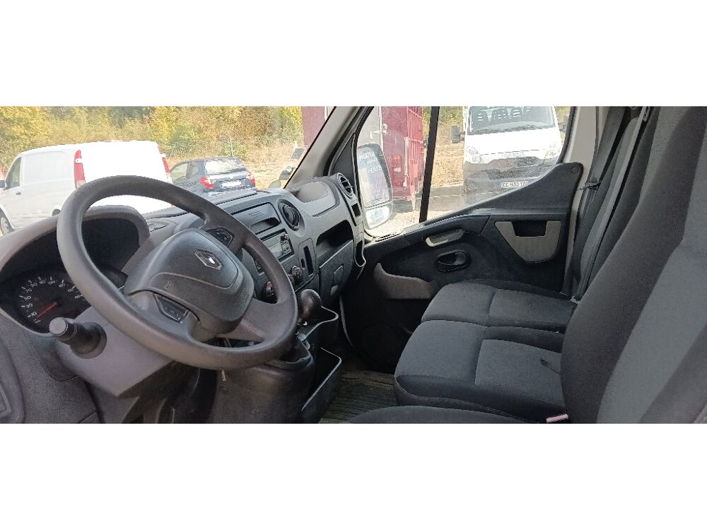 Master HT 6700 EUROSL2H2 3.3t 2.3 dCi 110 2016 occasion 32810 ROQUELAURE
