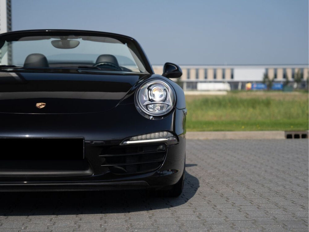 911 Carrera 3.2 911 Carrera Cabriolet 3.4i 350 PDK 2014 occasion 85600 Montaigu