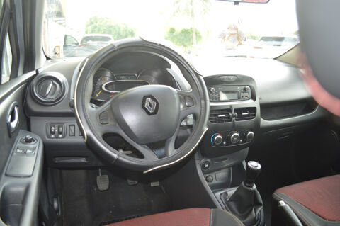 Clio III Clio IV 1.2 16V 75 Zen 2015 occasion 97122 Baie-Mahault