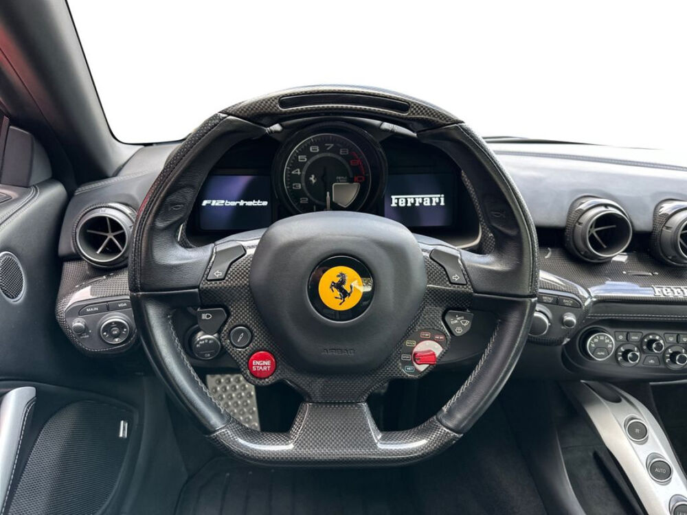 F12 Berlinetta V12 6.0 740ch 2013 occasion 85600 Montaigu