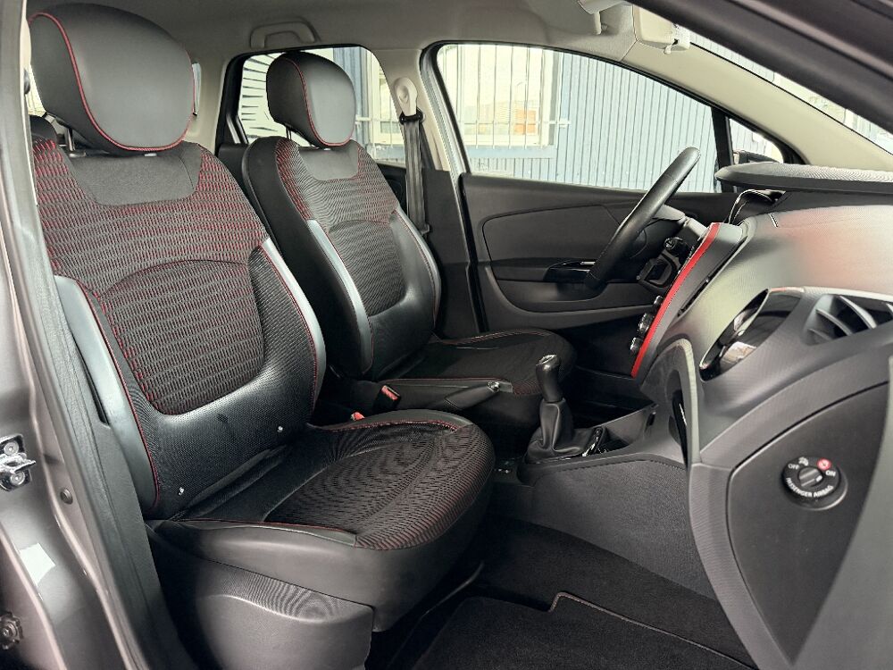 Captur dCi 90 Energy S et S eco&sup2; SL Helly Hansen 2014 occasion 63800 Cournon-d'Auvergne
