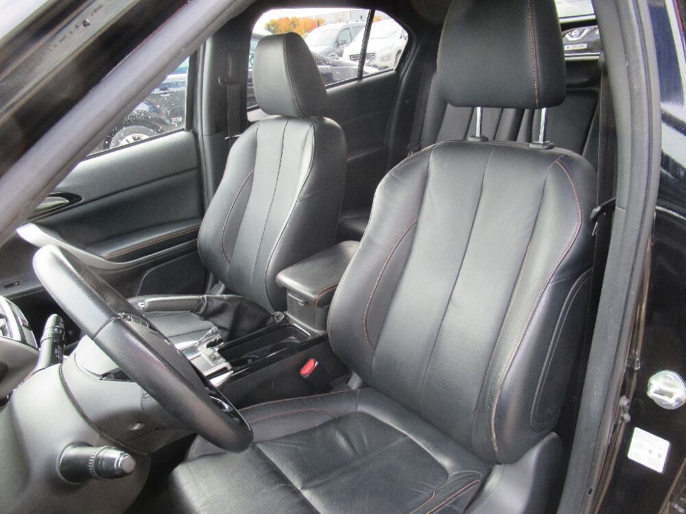 Eclipse Cross Black Collection 1.5 MIVEC 163 BVM6 2WD 2020 occasion 10410 Saint-Parres-aux-Tertres