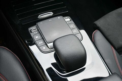 Classe A 180 d 2.0 Auto. Pack AMG CAM/REGVIT/PARKSENSOR/GPS/1MAIN/GAR 2020 occasion 59280 Armenti&egrave;res