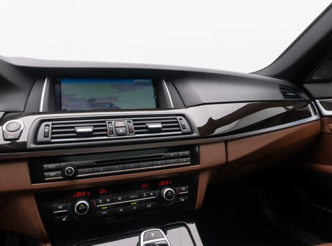 S&eacute;rie 5 550i xDrive 407ch PACK M 2012 occasion 85600 Montaigu