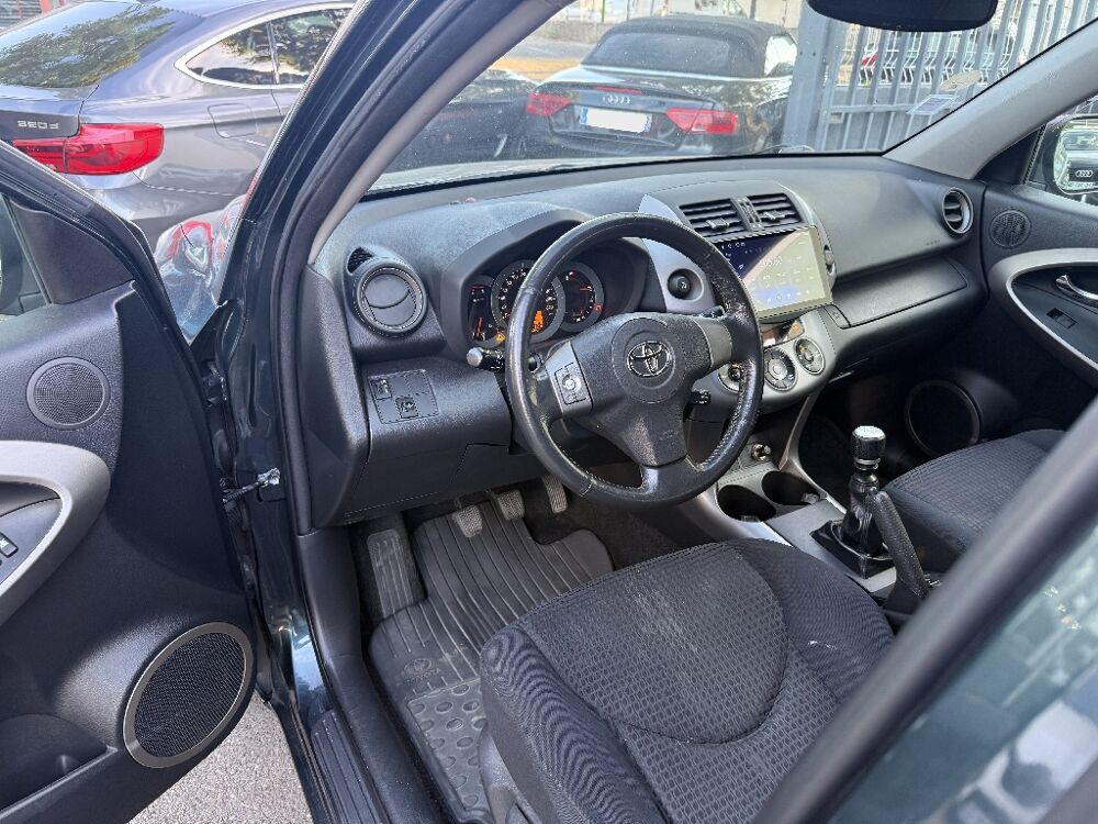 RAV 4 RAV4 D-4D136 2006 occasion 30000 N&icirc;mes
