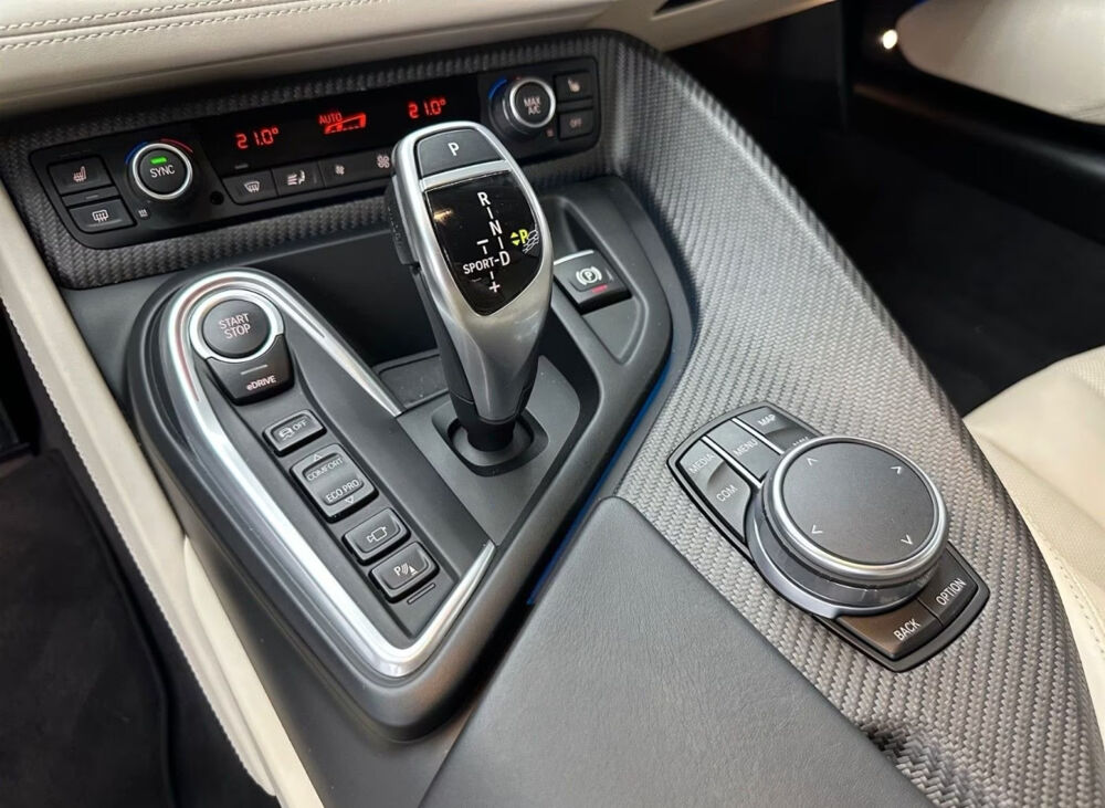 i8 Coup&eacute; 374 ch A 2019 occasion 85600 Montaigu