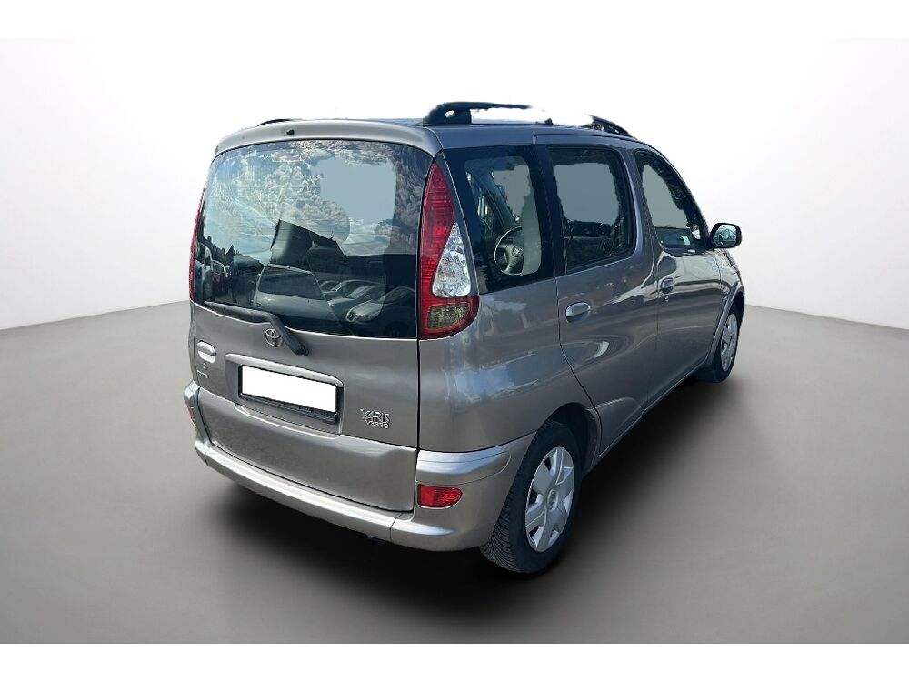 Yaris Verso 1.3 VVT-i Sol BVA 2003 occasion 95200 Sarcelles