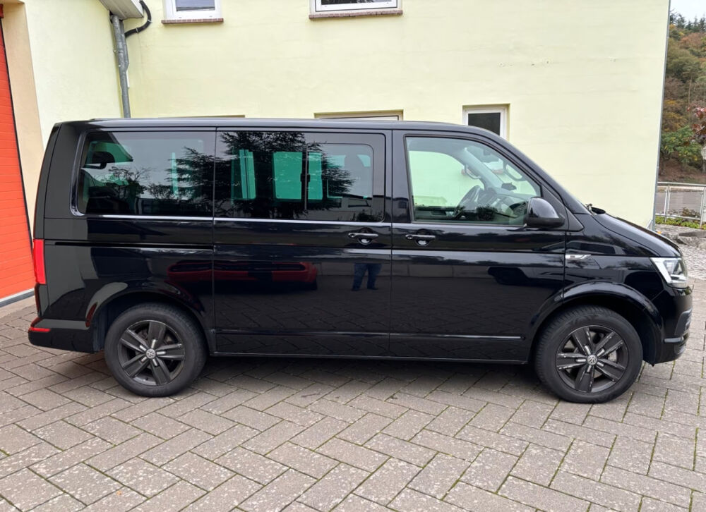 MULTIVAN Multivan 2.0 TDI 150 DSG7 2017 occasion 85600 Montaigu