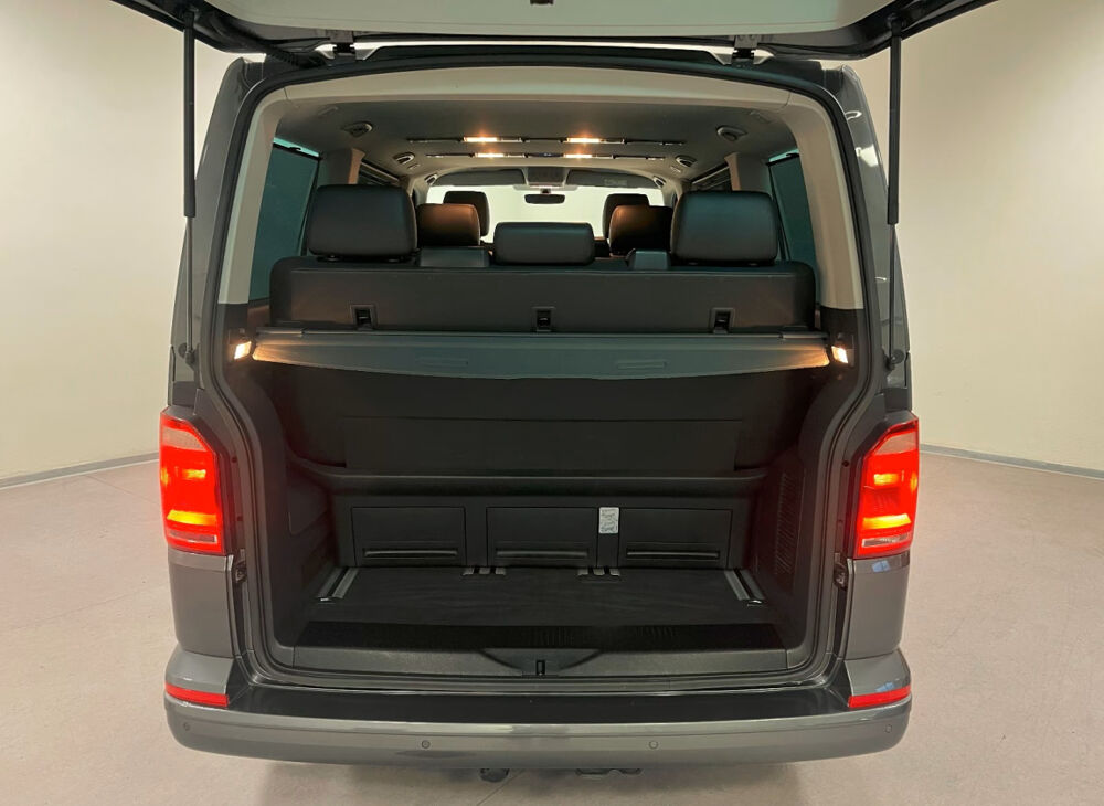 MULTIVAN Multivan 2.0 TDI 150 DSG7 Comfortline 2016 occasion 85600 Montaigu