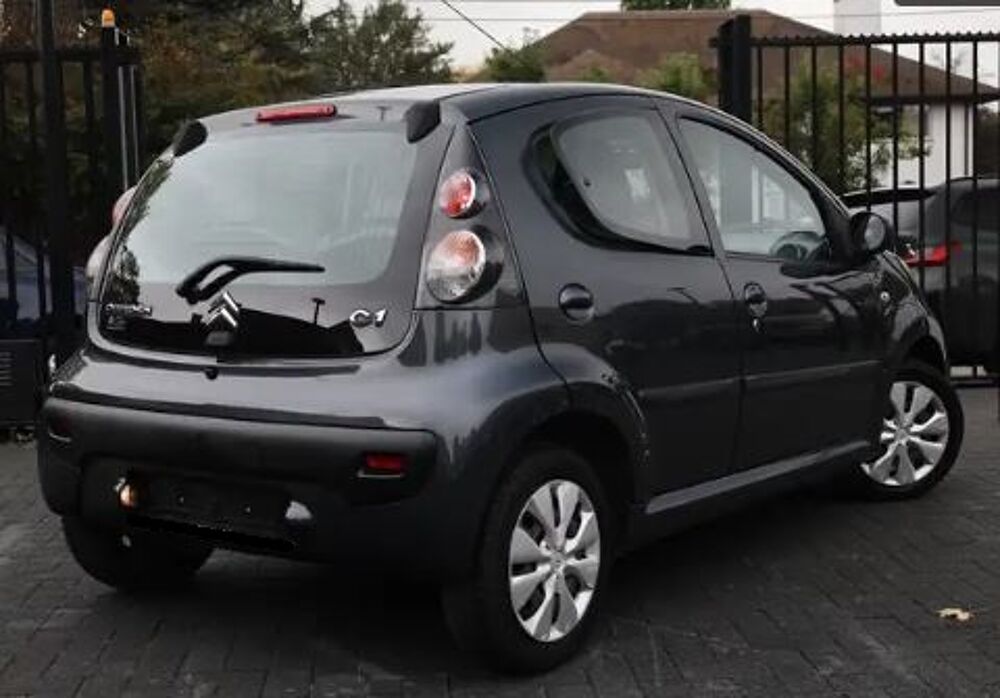 C1 1.0i 5 portes 1&egrave;re main 48000km 2011 occasion 59280 Armenti&egrave;res