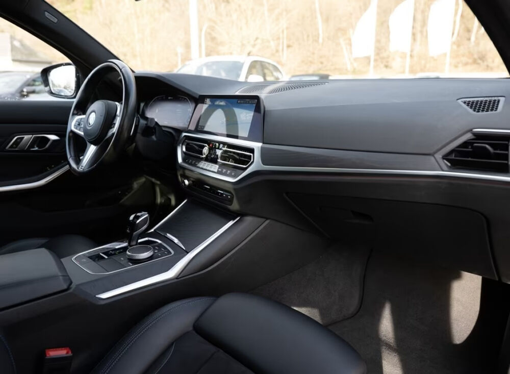 S&eacute;rie 3 Touring 330e xDrive 292 ch BVA8 M Sport 2021 occasion 85600 Montaigu