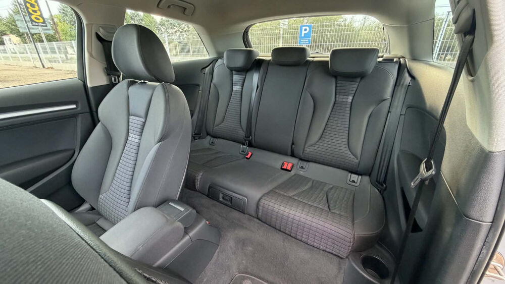 A3 1.6 TDI 110 Ambition Luxe S tronic 7 2016 occasion 30620 Bernis