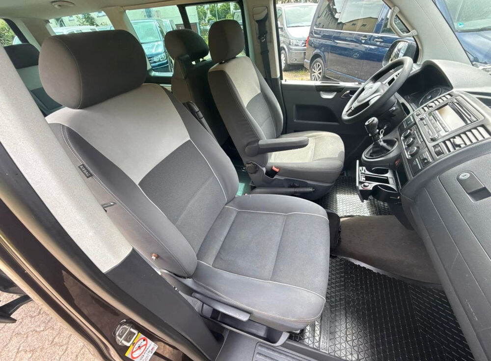 MULTIVAN t5 multivan 2011 occasion 85600 Montaigu