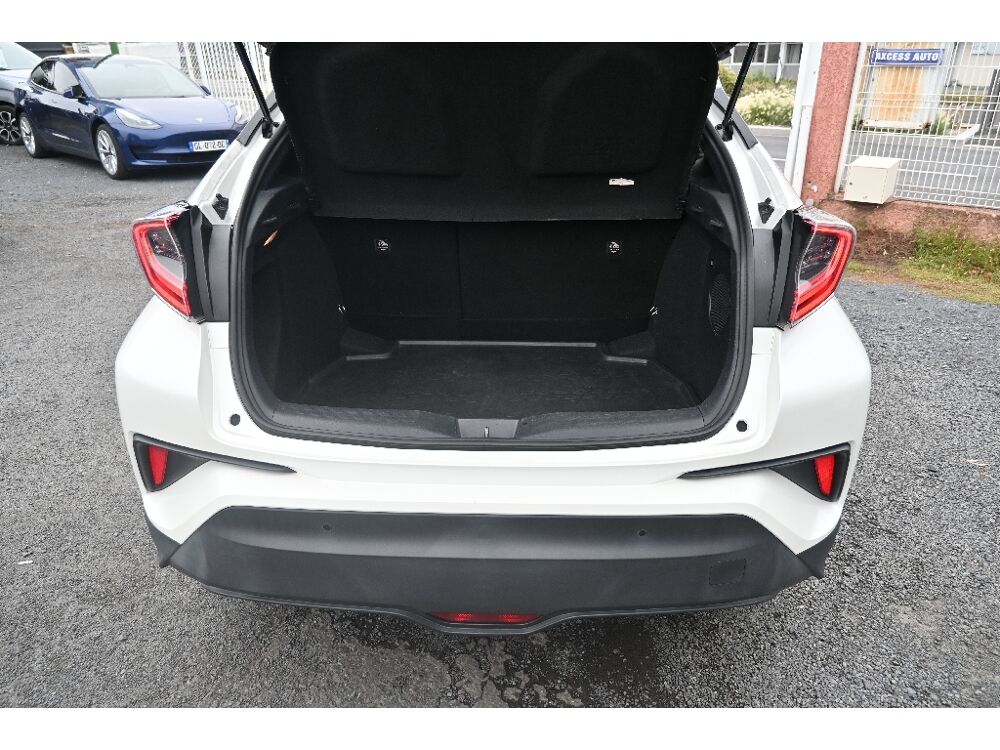 C-HR 122h Distinctive 2017 occasion 63800 Cournon-d'Auvergne