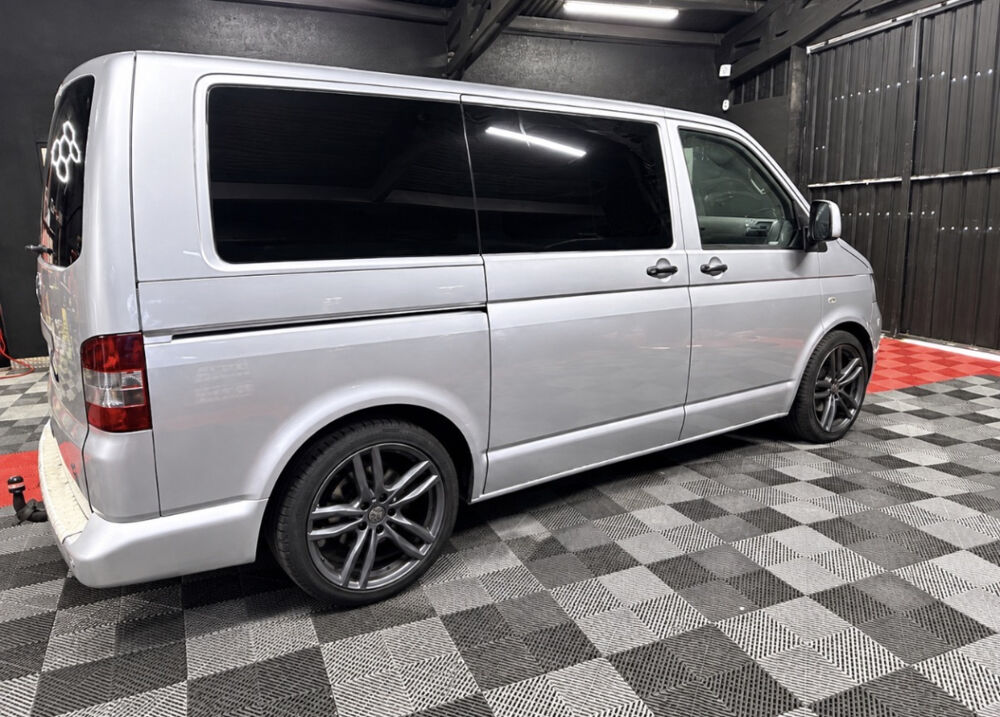 Transporter TRANSPORTER T5 2.5 TDI 130 2007 occasion 85600 Montaigu