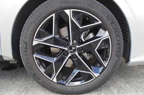 DS4 1,2 hybride 136ch pallas ligne business e-dct6 2024 occasion 97122 Baie-Mahault