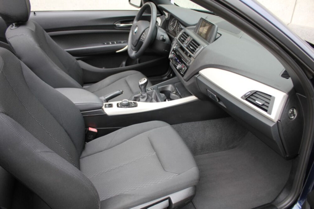 Serie 2 218i 136ch SIEGCHAUF/REGVIT/PARKSENSOR/XENON/GAR12MOIS 2016 occasion 59280 Armenti&egrave;res