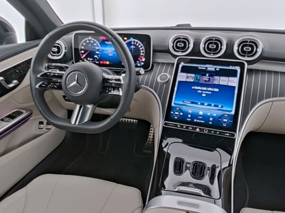 CLE Coup&eacute; 300 9G-Tronic 4MATIC AMG Line 2025 occasion 85600 Montaigu