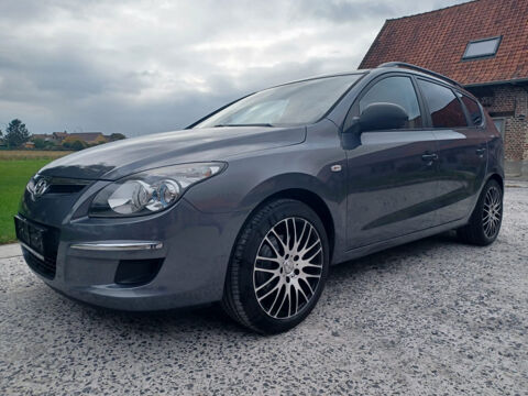 Hyundai i30 CW (1.6 CRDi 90ch BVM6/CLIM/PDC/BLTH/JA1