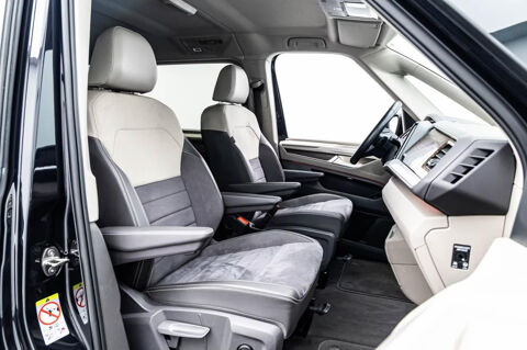 MULTIVAN Multivan Court 1.4 eHybrid 218 DSG6 Style 2023 occasion 85600 Montaigu