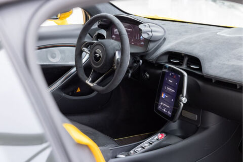 Artura McLaren V6 3.0 680ch 2023 occasion 85600 Montaigu