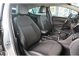 Astra 1.6 CDTI 110 ch Start/Stop Innovation 2017 occasion 63800 Cournon-d'Auvergne