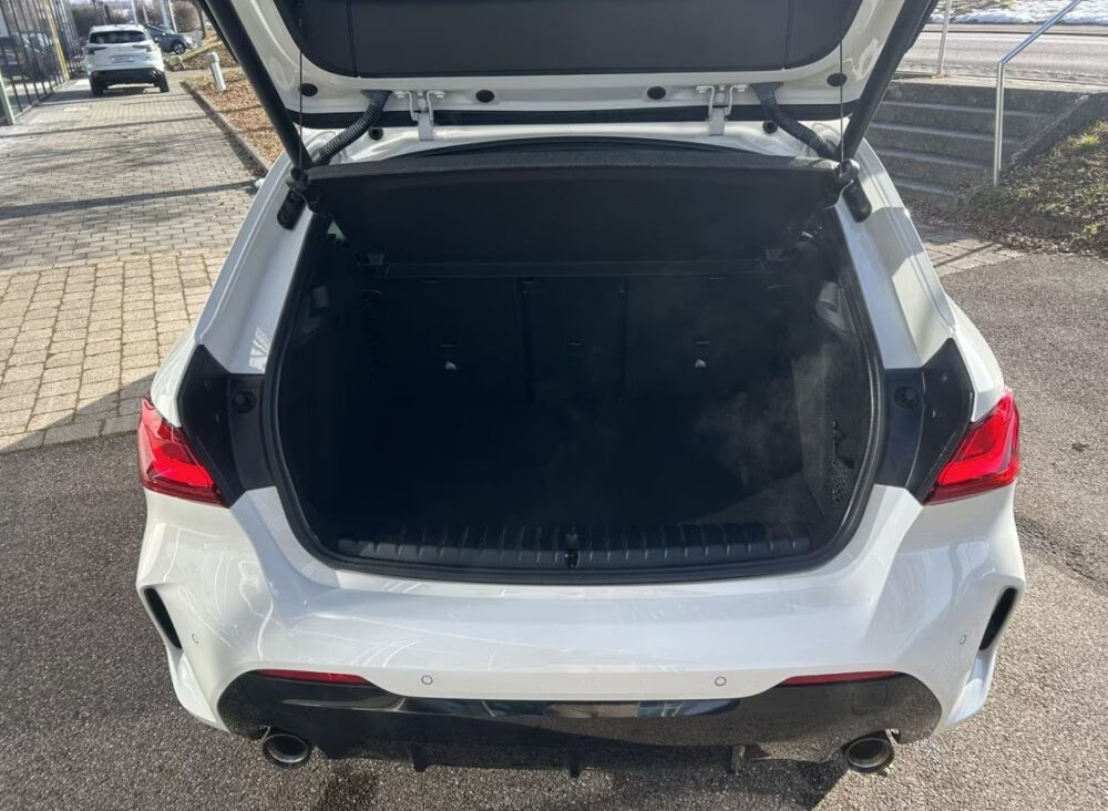 S&eacute;rie 1 120i 178 ch DKG7 M Sport 2022 occasion 85600 Montaigu