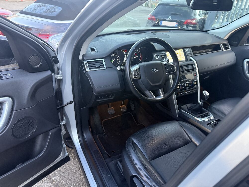 Discovery sport Mark IV TD4 150ch HSE 2019 occasion 30000 N&icirc;mes