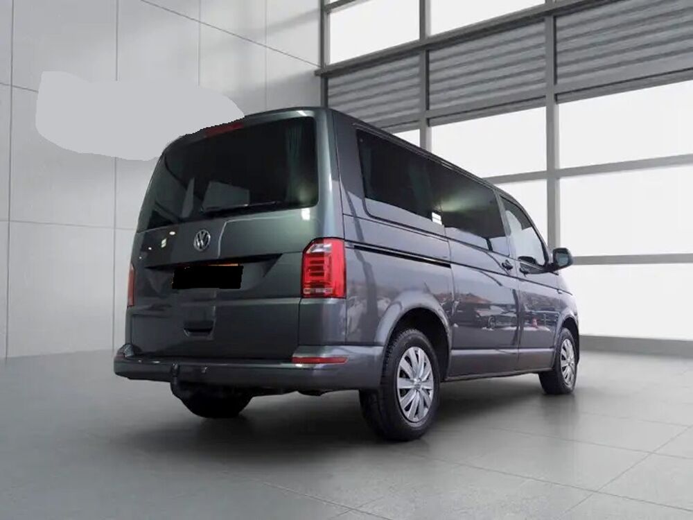 MULTIVAN Multivan 2.0 TDI 150 Trendline 2017 occasion 85600 Montaigu
