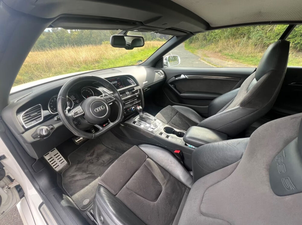 RS5 Cabriolet V8 4.2 FSi 450 Quattro S Tronic 7 2013 occasion 85600 Montaigu