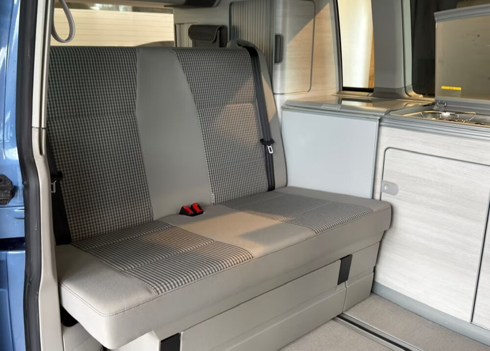 MULTIVAN California 2.0 TDI 150 coast 2017 occasion 85600 Montaigu