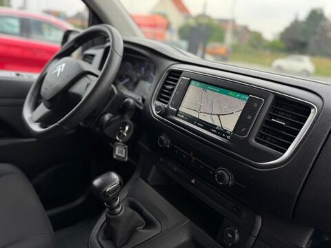 Jumpy 145ch 3places CLIM/REGVIT/CARPLAY/GPS/PORTCOULISS/GAR12MOIS 2023 occasion 59280 Armenti&egrave;res