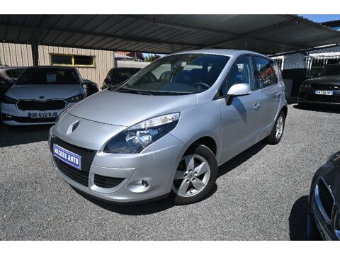 Annonce voiture Renault Scénic III 3990 €