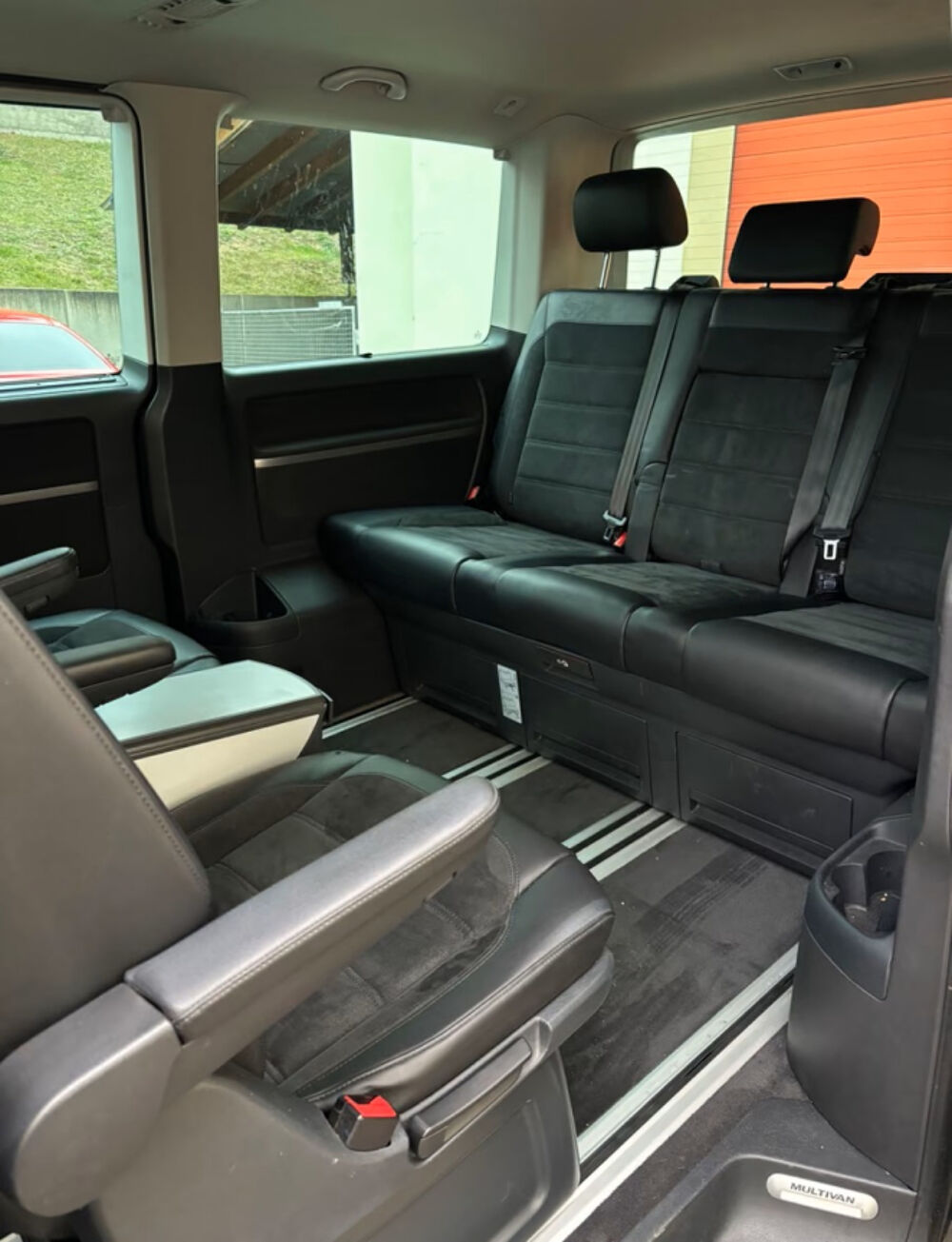 MULTIVAN Multivan 2.0 TDI 150 DSG7 2017 occasion 85600 Montaigu