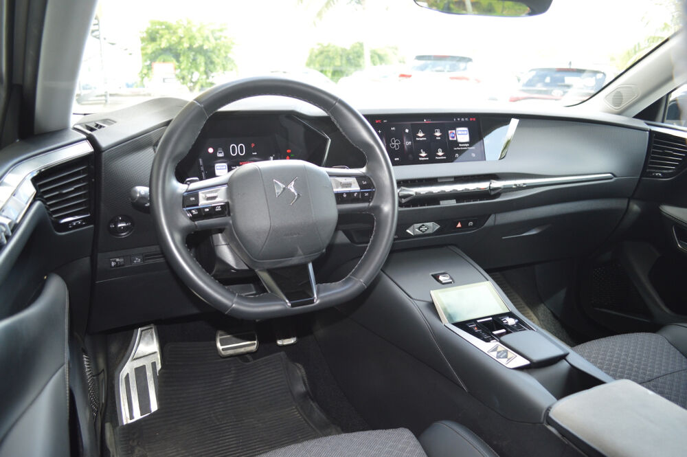 DS4 1,2 hybride 136ch pallas ligne business e-dct6 2024 occasion 97122 Baie-Mahault