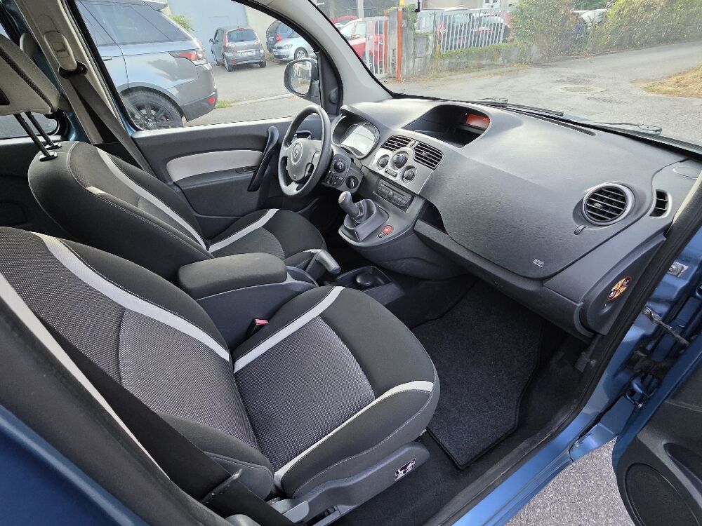 Kangoo 1.6 16V 105 Expression 1&deg; main 2013 occasion 38190 BERNIN