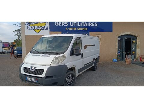 Annonce voiture Peugeot Boxer 9500 €